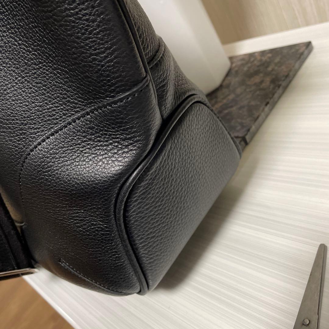 未使用級　PELLE MORBIDAメイデンヴォヤージュ　高級シュリンクレザー