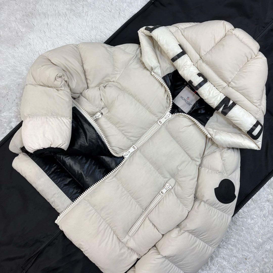 5925【QR確認済み・付属品】モンクレール☆フードロゴ入りダウン DUBOIS