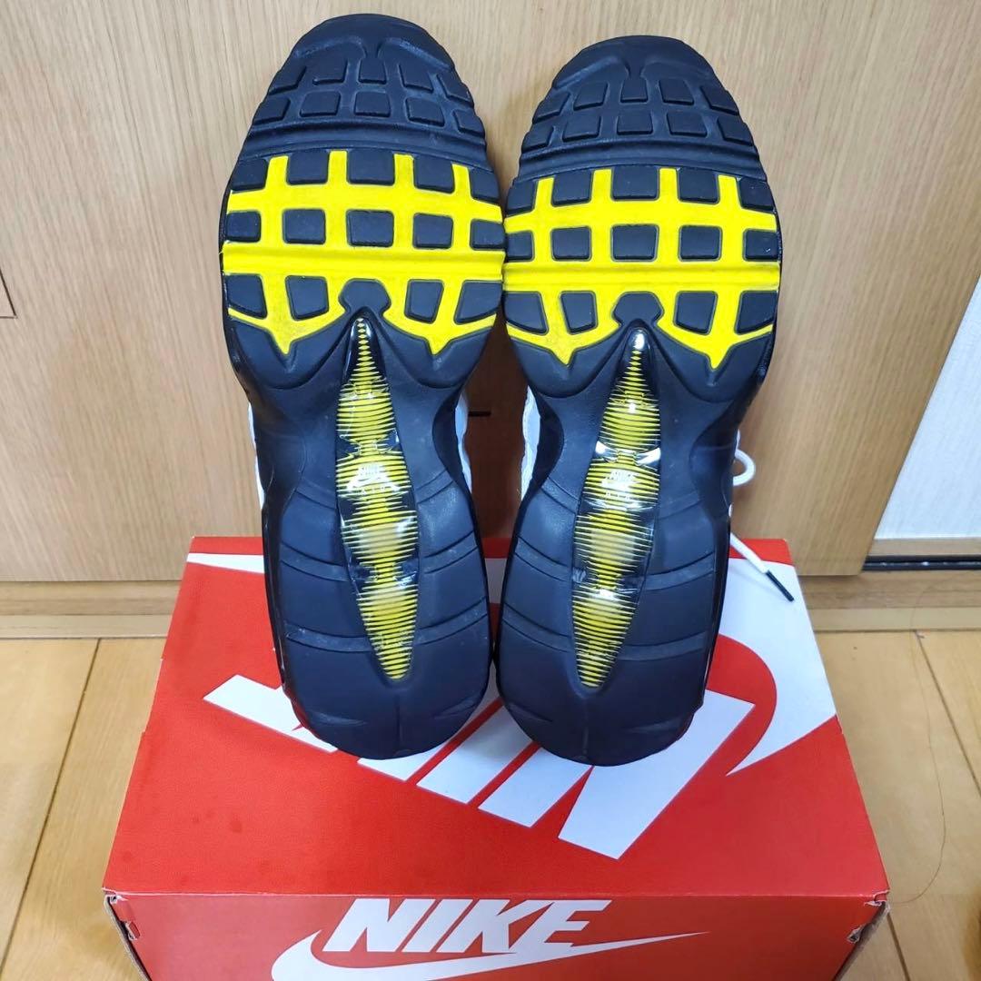 ナイキ エアマックス95 エッセンシャル DQ3982-100