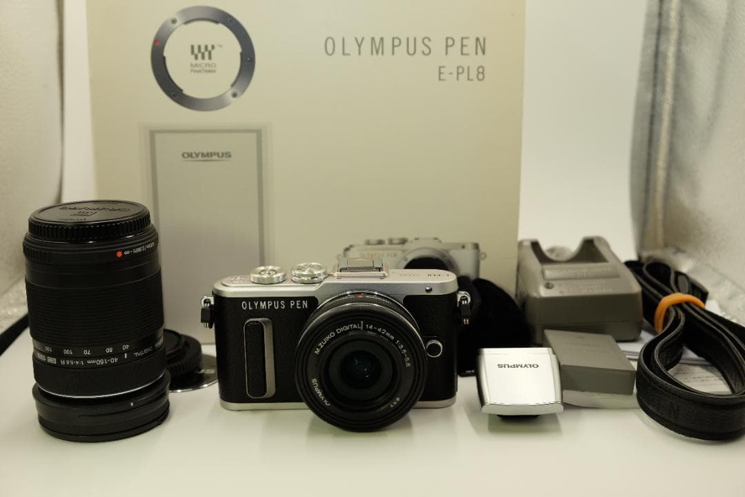 美品　OLYMPUS PEN E-PL8 ダブルレンズKIT メーカメンテ済