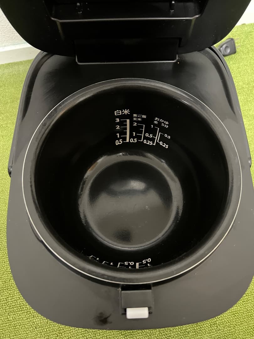 TOSHIBA 2022年製 炊飯器 3合 RC-5XT