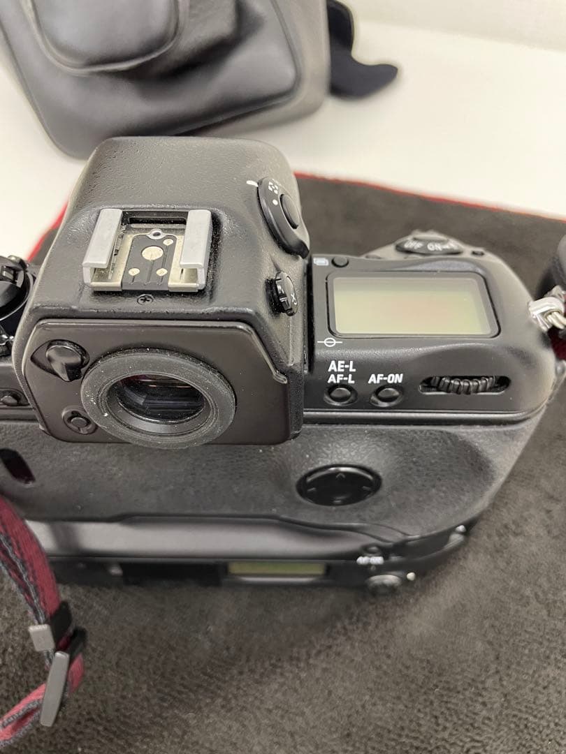 Nikon F5 フィルム一眼レフカメラ