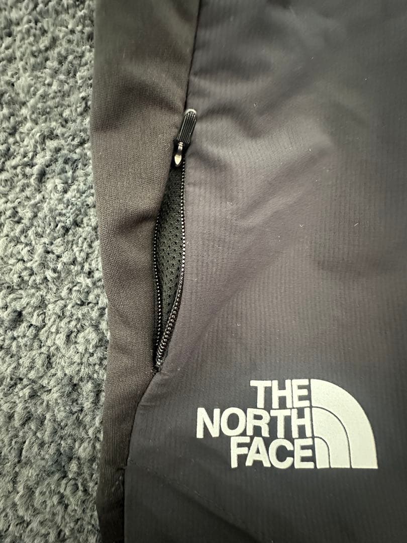 トレイルエクスプロールタイツ　Sサイズ　ブラック