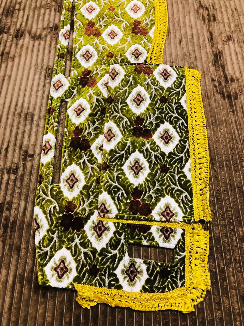 07フォワード　標準キャブ用　ダッシュマット　大花束グリーン　金華山　デコトラ