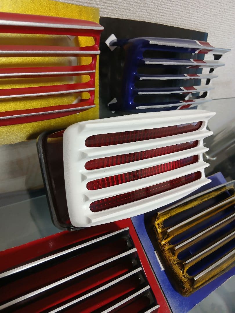 nc31　フィンカバー　テールランプカバー