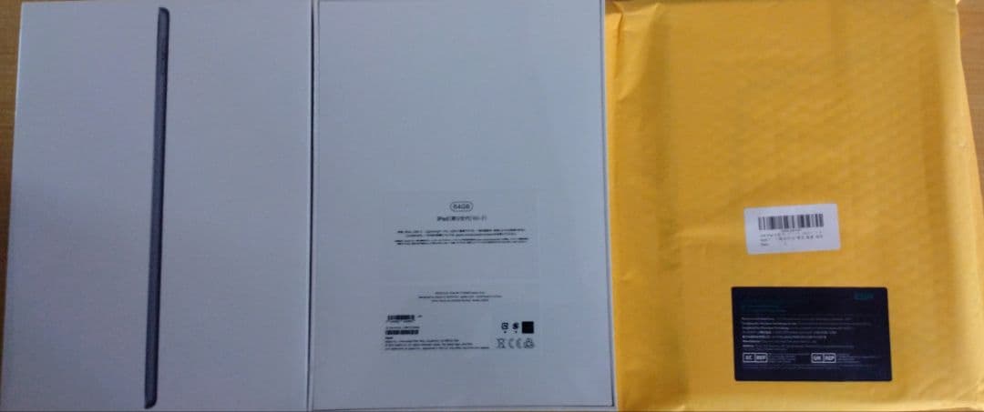 2021 Apple 10.2インチiPad (Wi-Fi, 64GB)