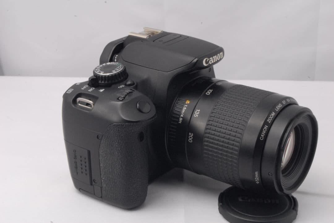 Canon EOS Kiss X6i★レンズ付き一眼レフカメラ★バリアングル液晶