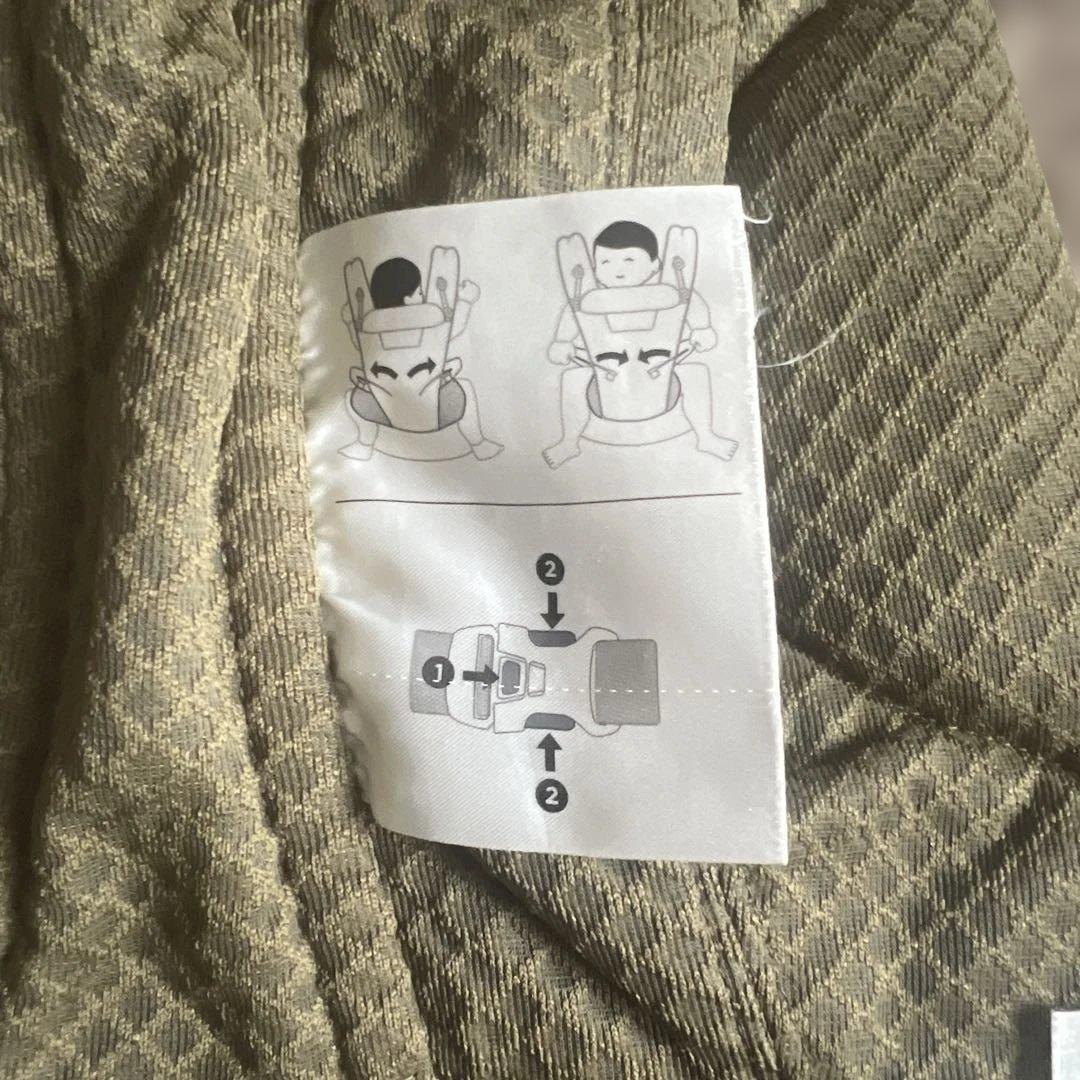 値下げしました！オムニブリーズ　抱っこ紐 カーキ