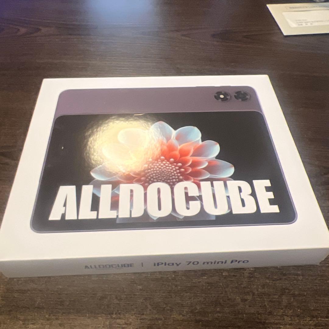 ALLODOCUBE iPlay 70 mini Pro 本体