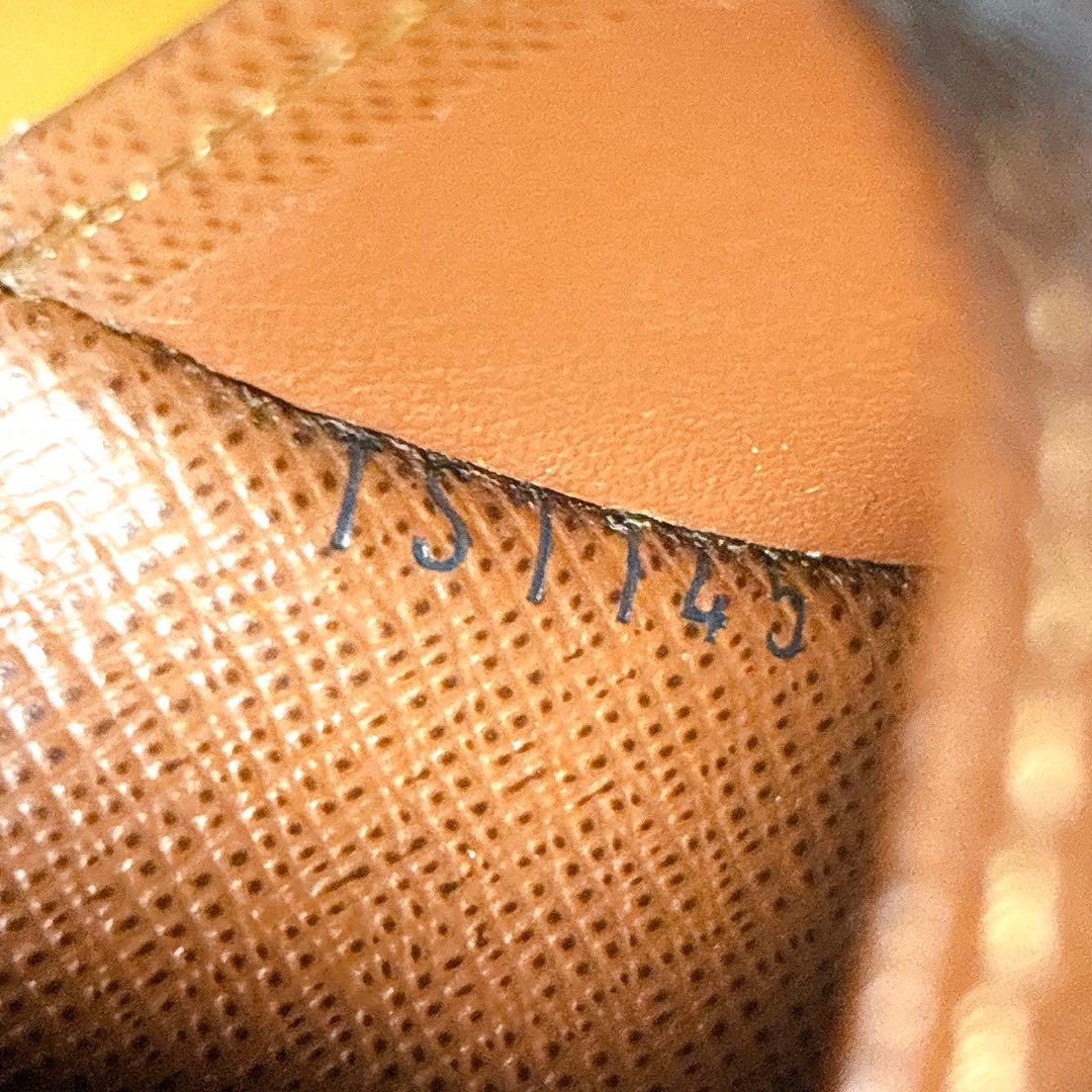 ⭐️超極上美品レベル⭐️ルイヴィトン⭐️モノグラム⭐️ミュレティクレ⭐️4連キーケース⭐️