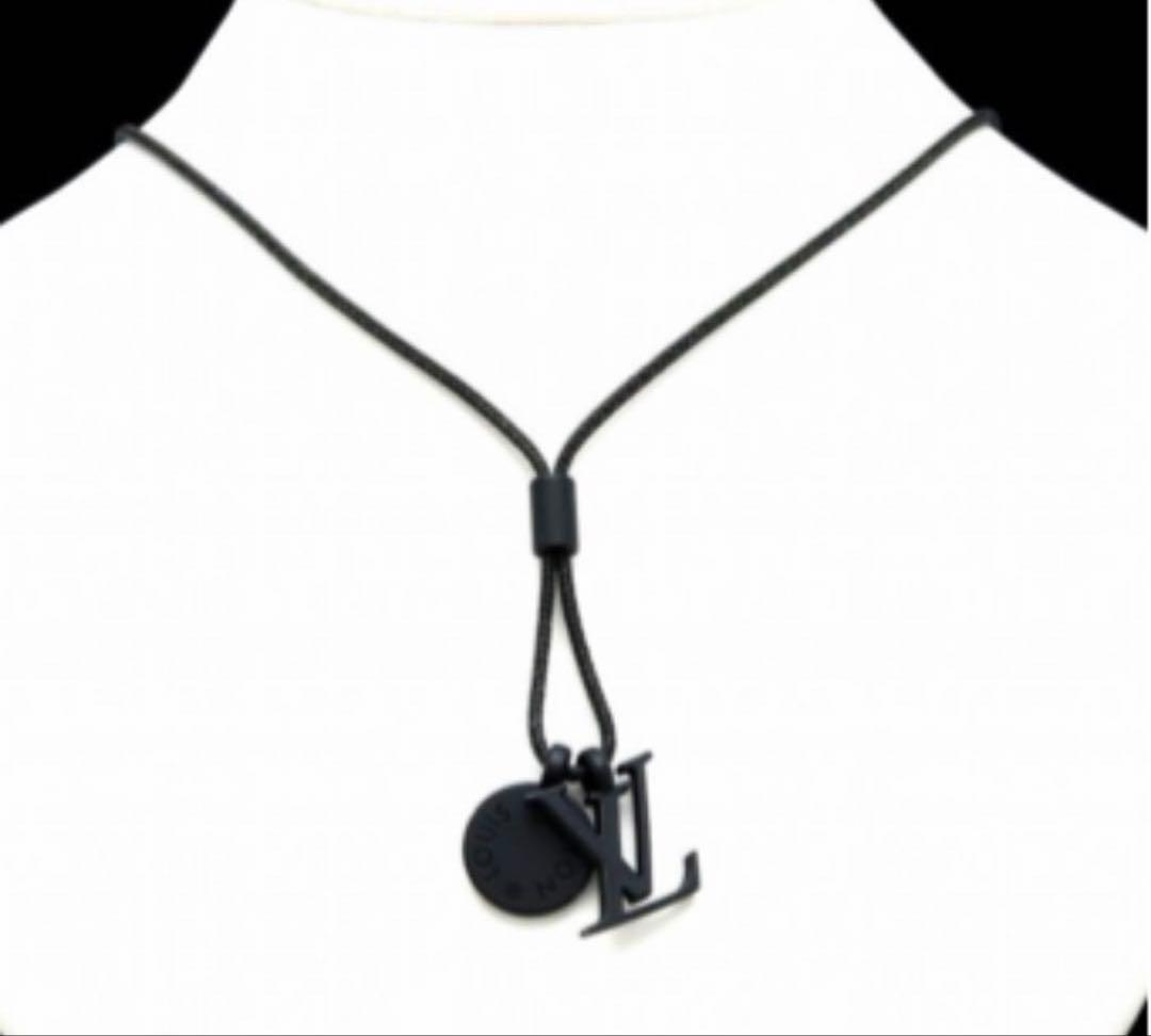 ルイヴィトン　ネックレス