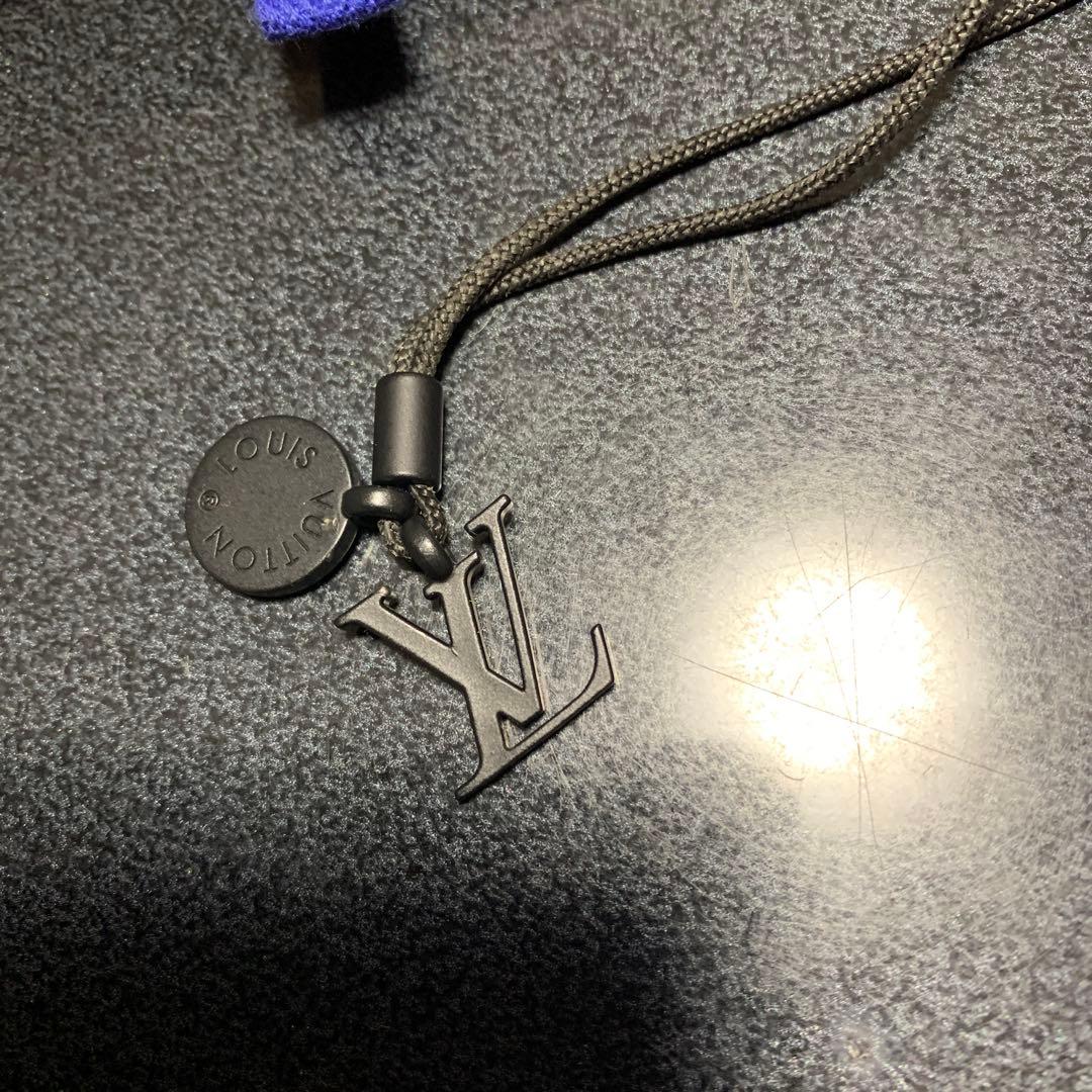 ルイヴィトン　ネックレス