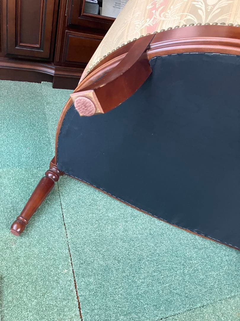 お値下げ　アンティーク　肘掛け　椅子1人掛け　英国風　家具の老舗マルニ　木工製