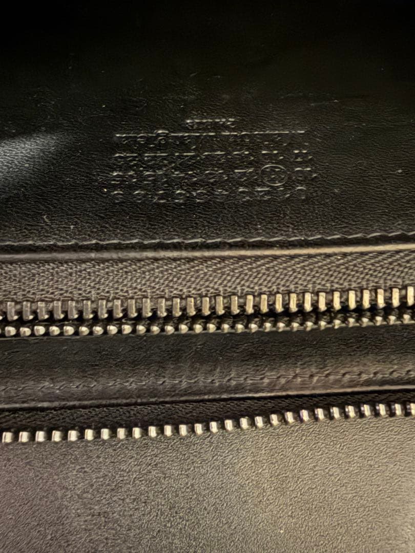 【訳あり】メゾンマルジェラ　長財布　L字ファスナー　4ステッチ　レザー　ブラック