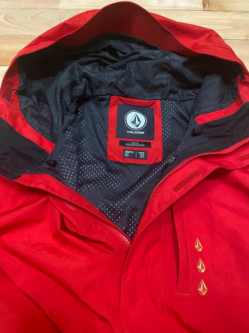 【超美品】VOLCOM GORE-TEX ウェア　レッド　XLサイズ　送料込み！