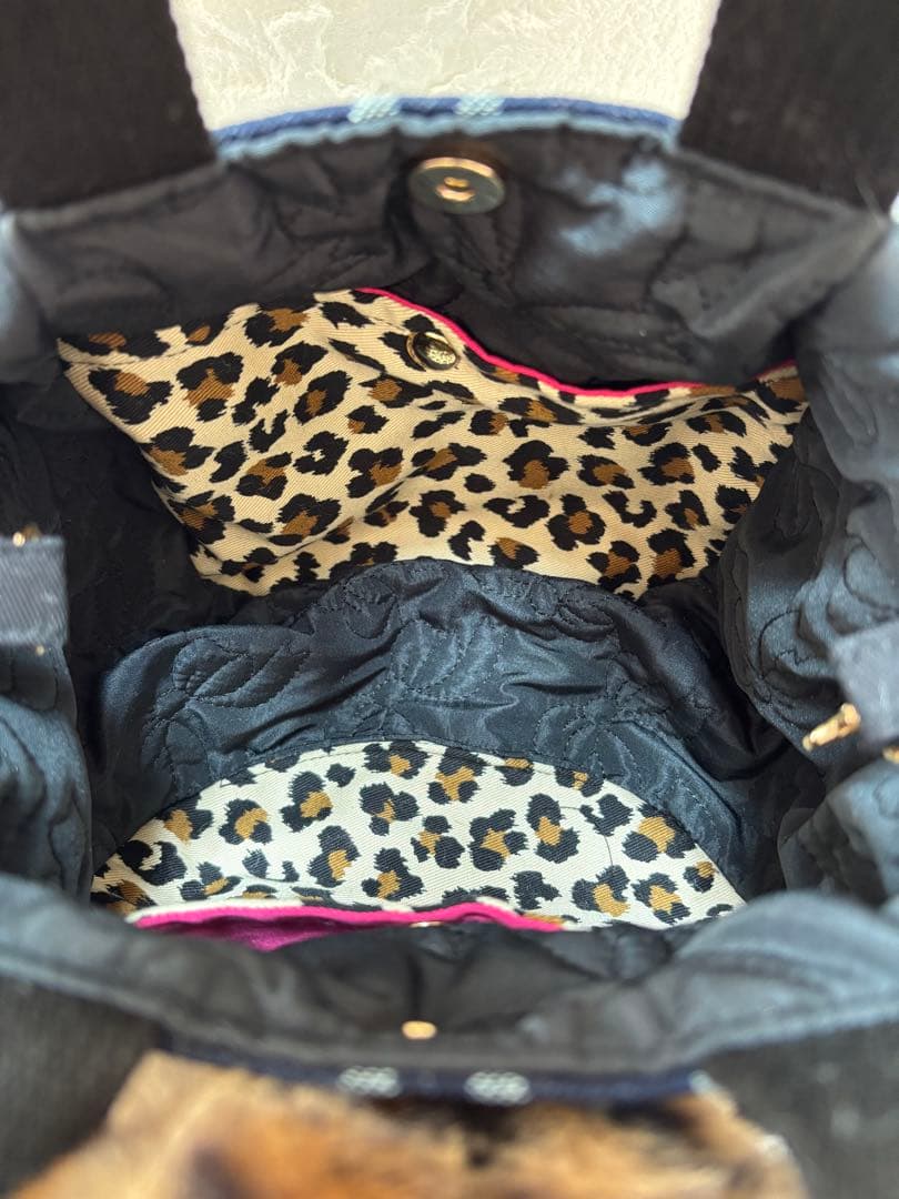 さ*ー様 コヤンイサムチョン　ハンドメイド　ハートボアバッグ　赤　ヒョウ柄うさち