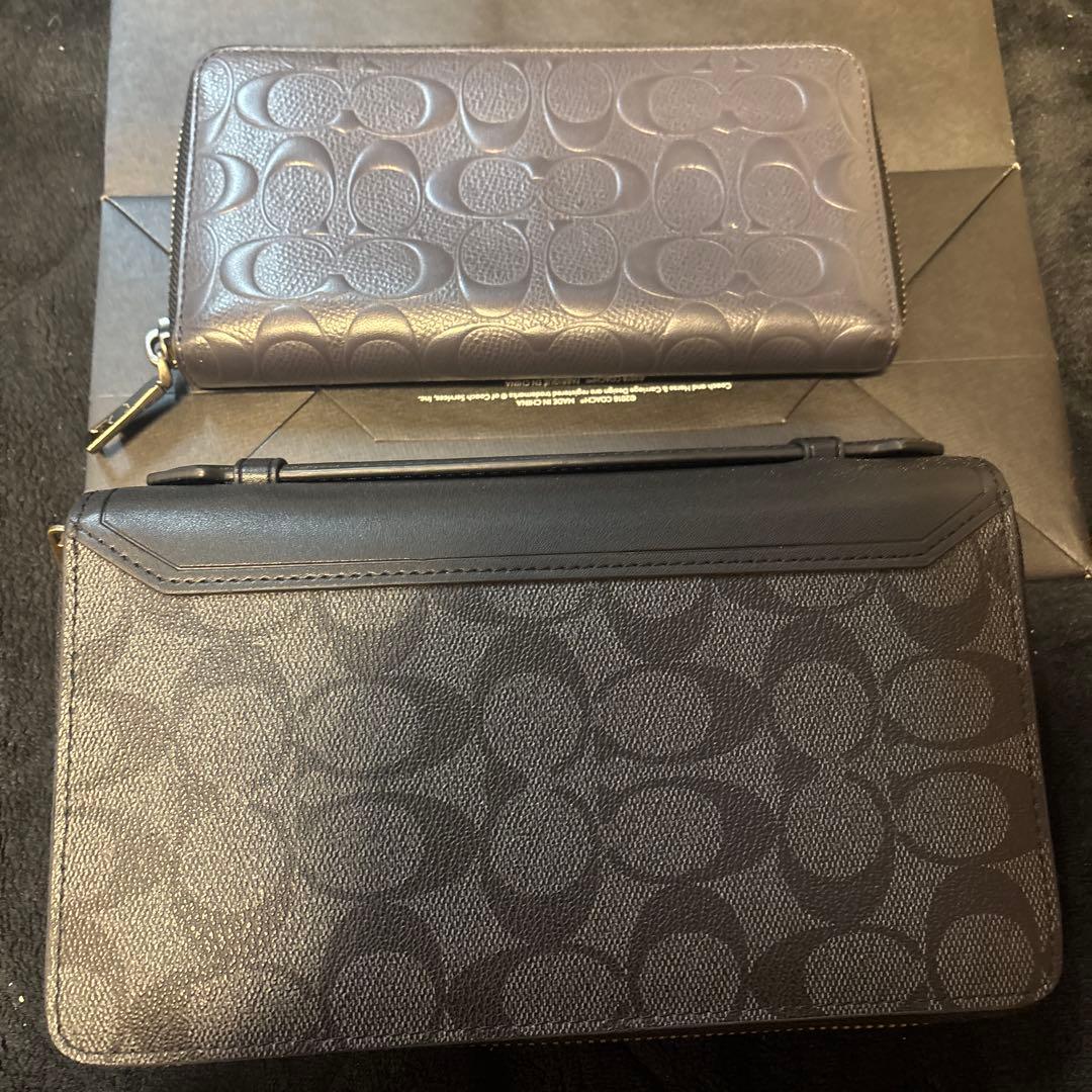 ゴ*ン様 COACH 型押しロゴ ブラック長財布
