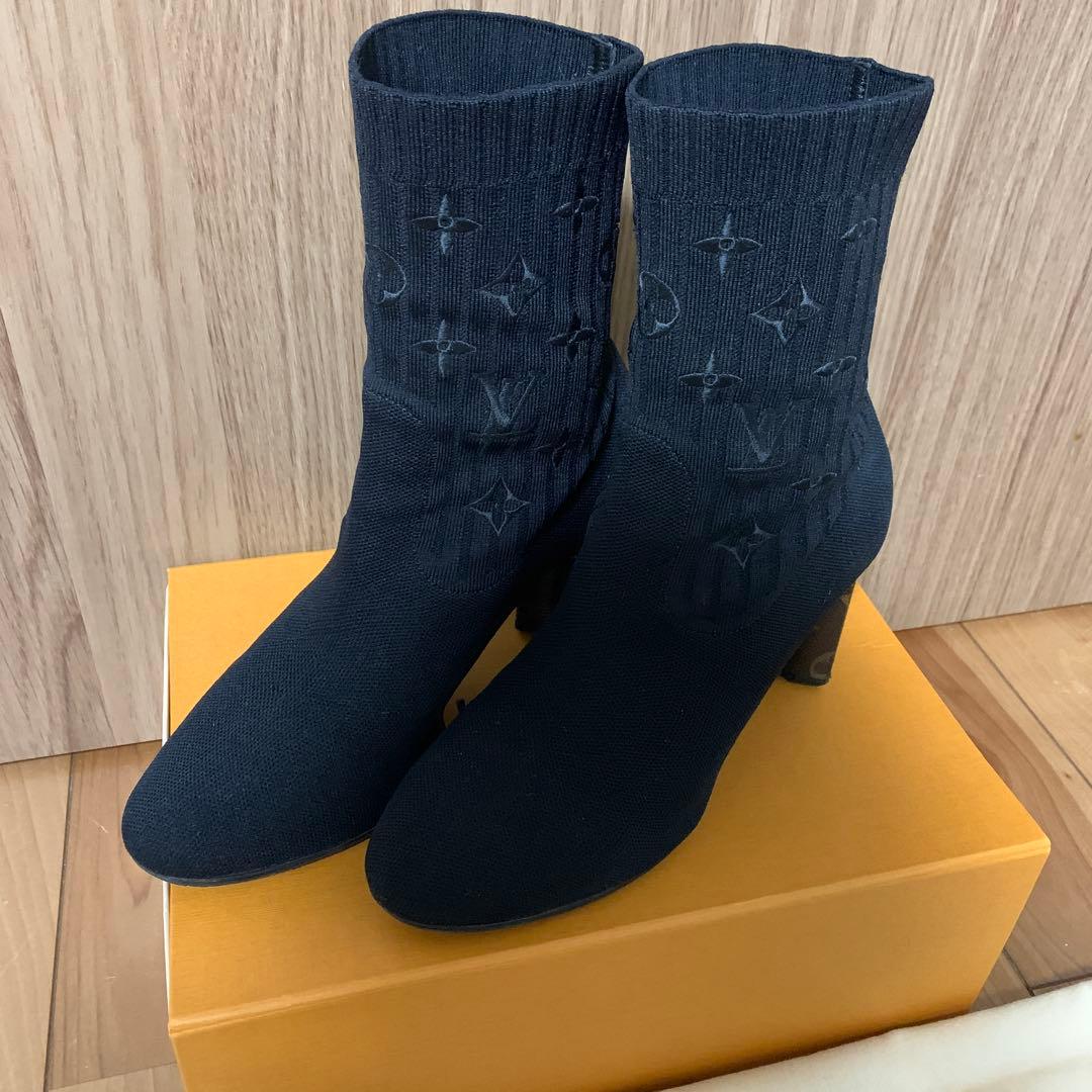 LOUIS VUITTON　シルエットアンクルブーツ　38