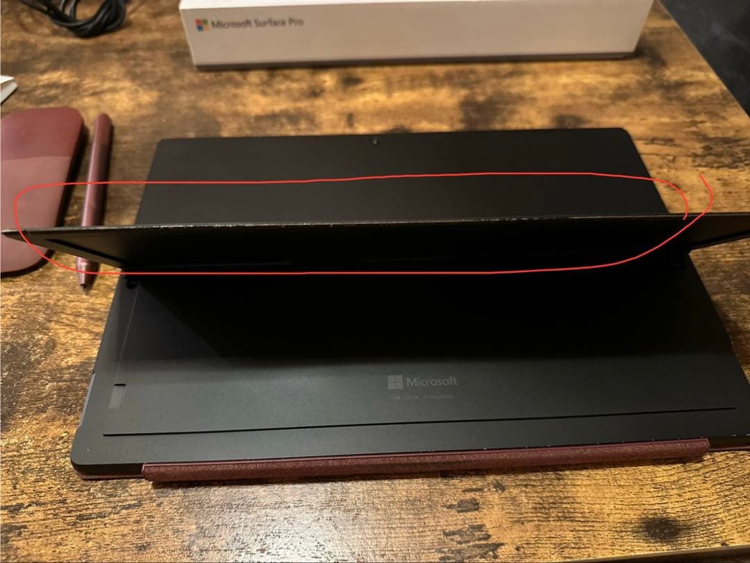 Microsoft Surface Pro7 本体