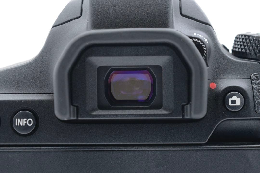 デジタル一眼レフカメラCanon EOS Kiss X10i望遠レンズセット