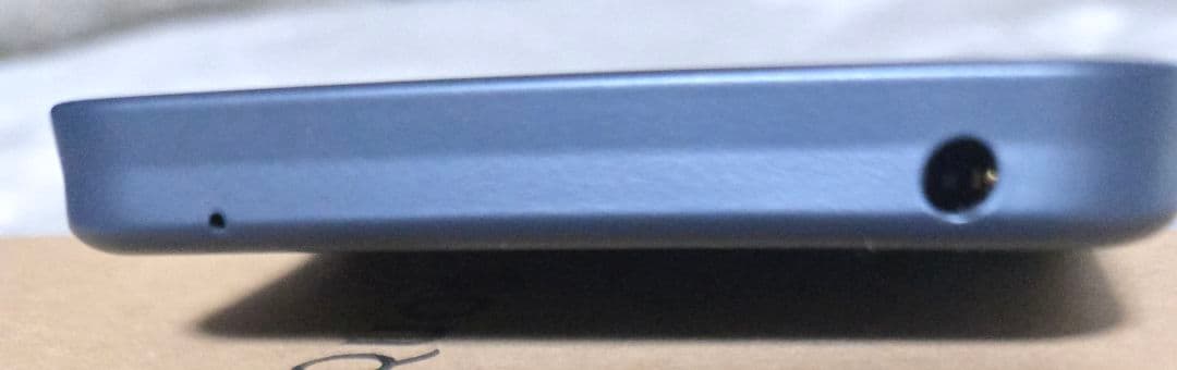 AQUOSWish3ドコモ版SIMフリー【初期化済】箱説明書付き