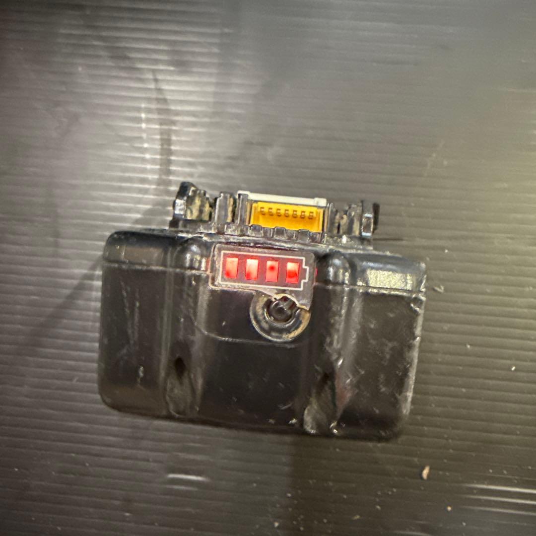 マキタ　Bluetoothスピーカー　MR113 ブラック　バッテリー付き