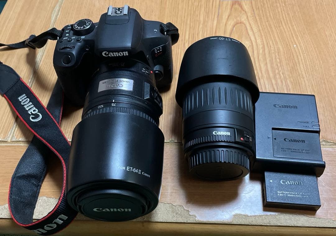 【最終値下げ】✰︎CANON kiss X9i 望遠レンズ その他セット 中古品✰︎