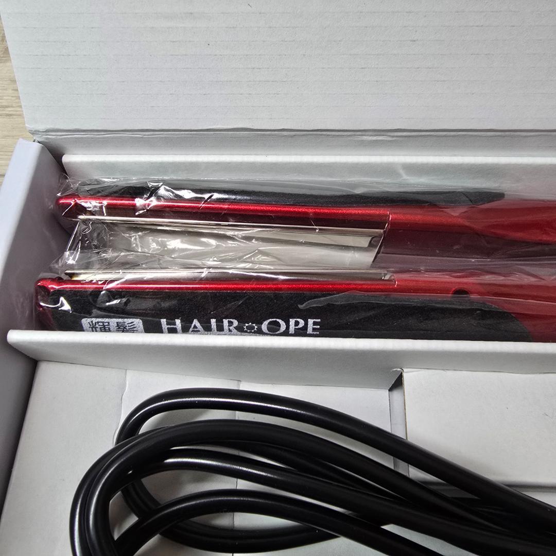 #サニープレイス 新品未使用11月購入　MGプラチナ輝髪アイロン（レッド）