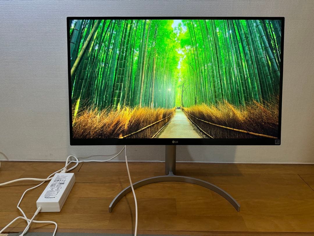 LG4Kモニター　27UK850