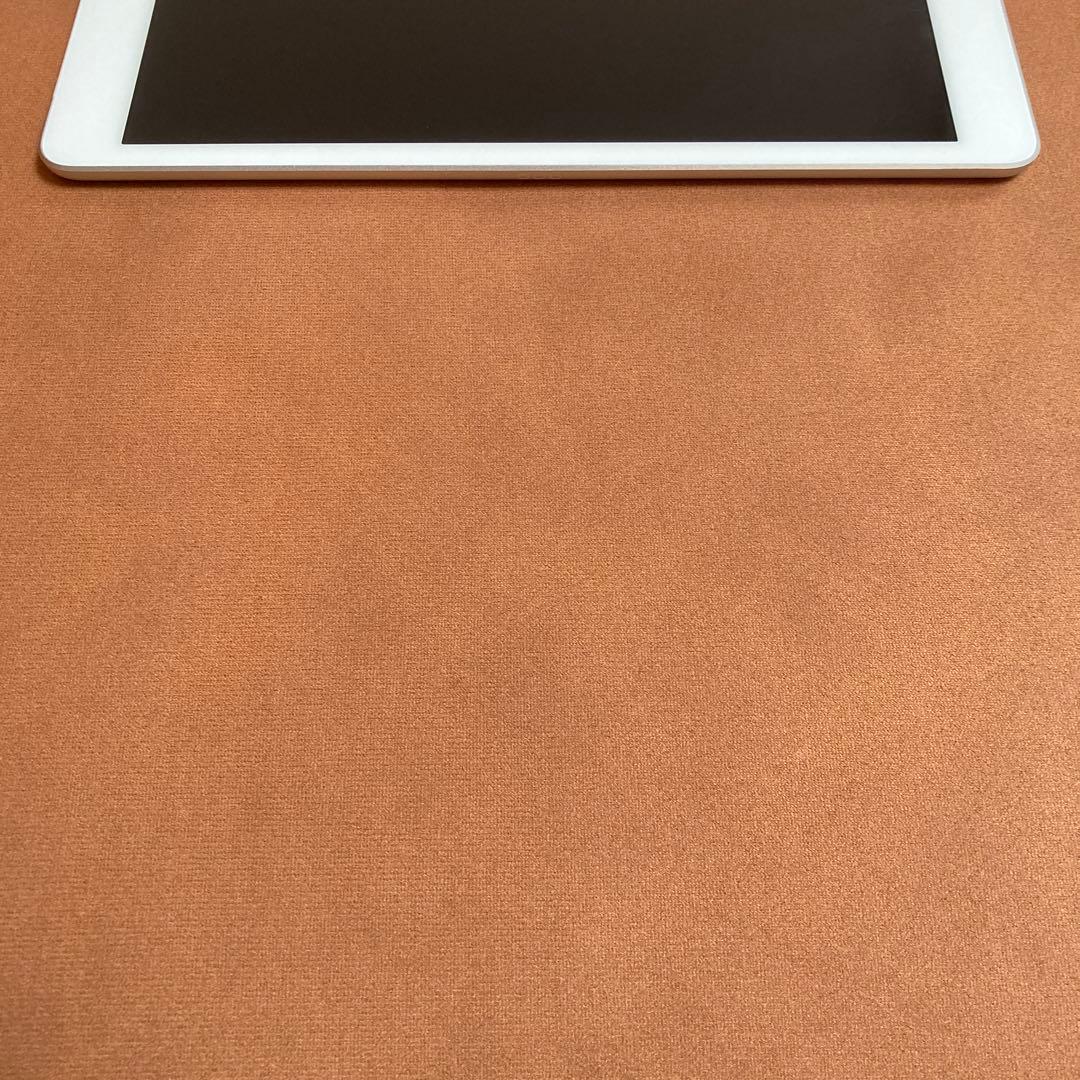 3624 電池最良好☆比較的美品☆iPad8 第8世代 32GB SIMフリー☆