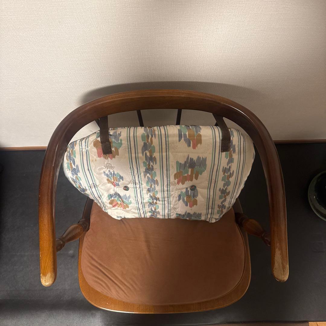 飛騨産業チェア　柄クッション付き