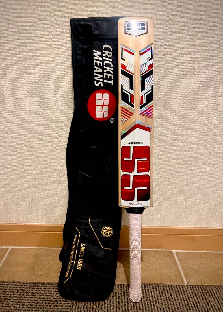 美品　野球　トレーニングバット 少年野球　クリケット　一点モノ　ベースボール