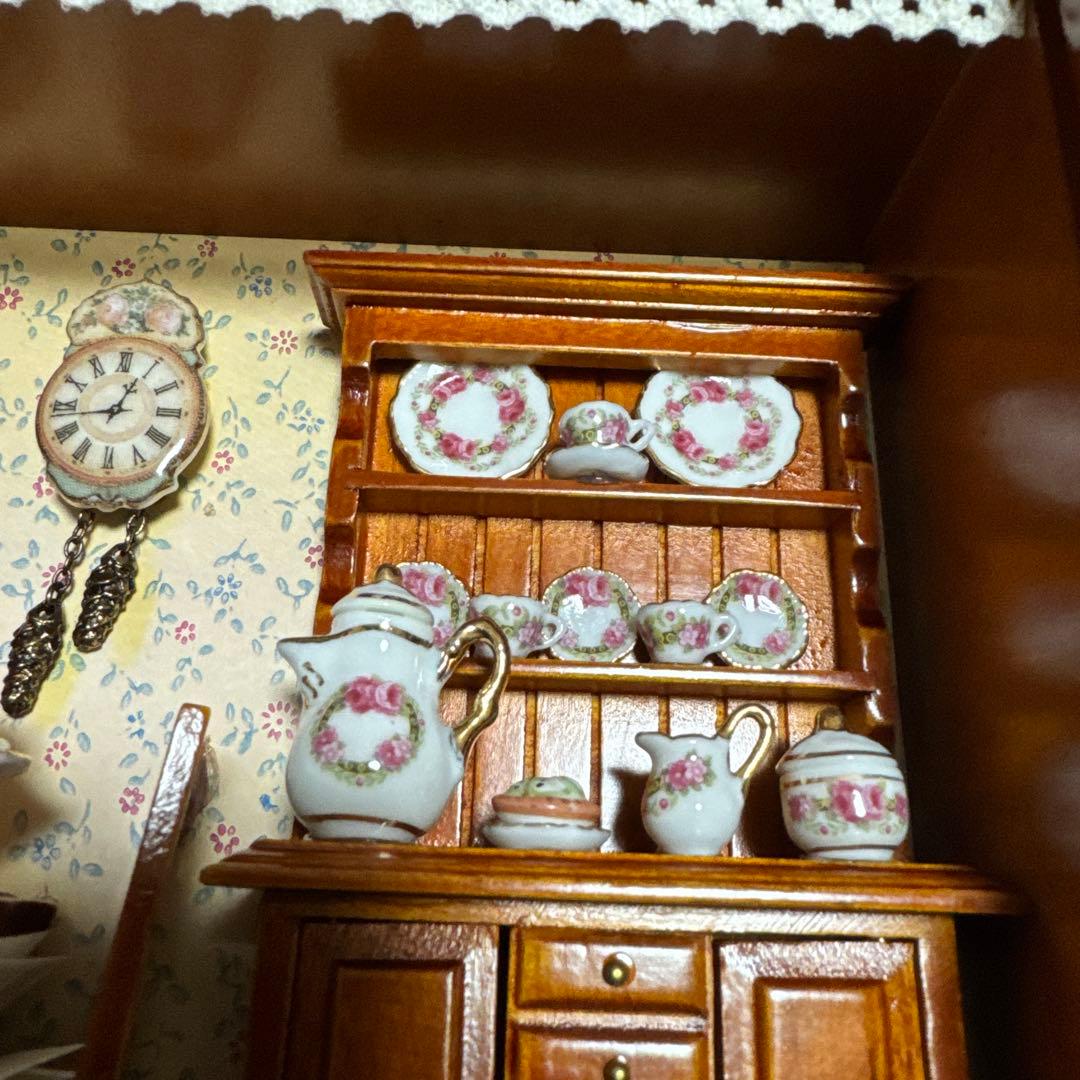 ロイターポーセリン　ミニチュア