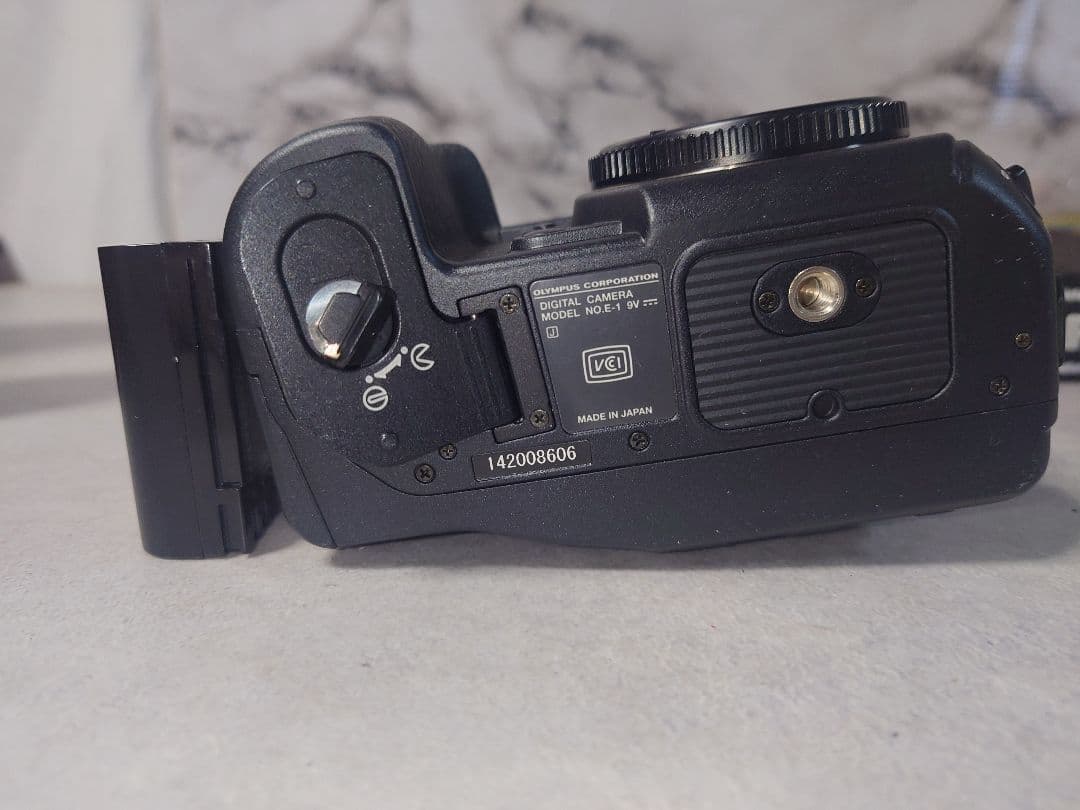 OLYMPUS/オリンパス　E-1 デジタル一眼レフカメラ　デジタルレンズセット