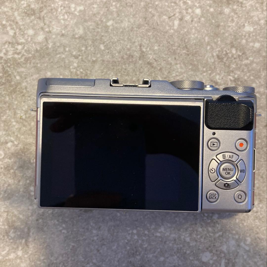 【ジャンク品】Fujifilm X-A3 ミラーレス一眼カメラ　本体