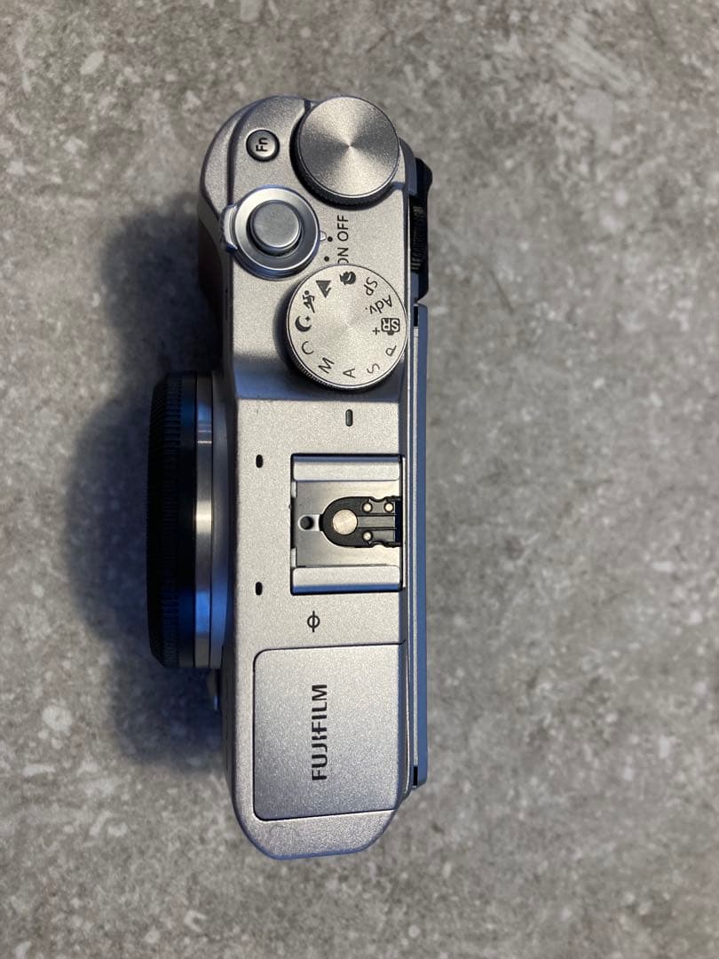【ジャンク品】Fujifilm X-A3 ミラーレス一眼カメラ　本体