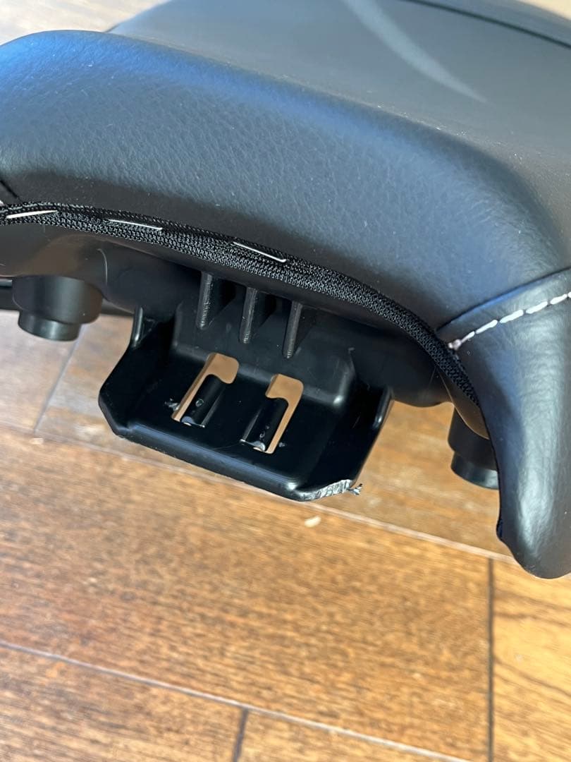 トライアンフ　スピードツイン900 2025年式　純正シート