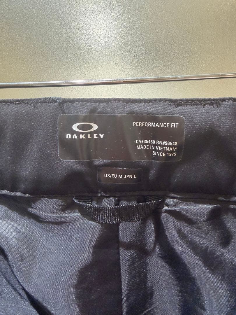 Oakley スノーボードウェア　上下セット　白黒