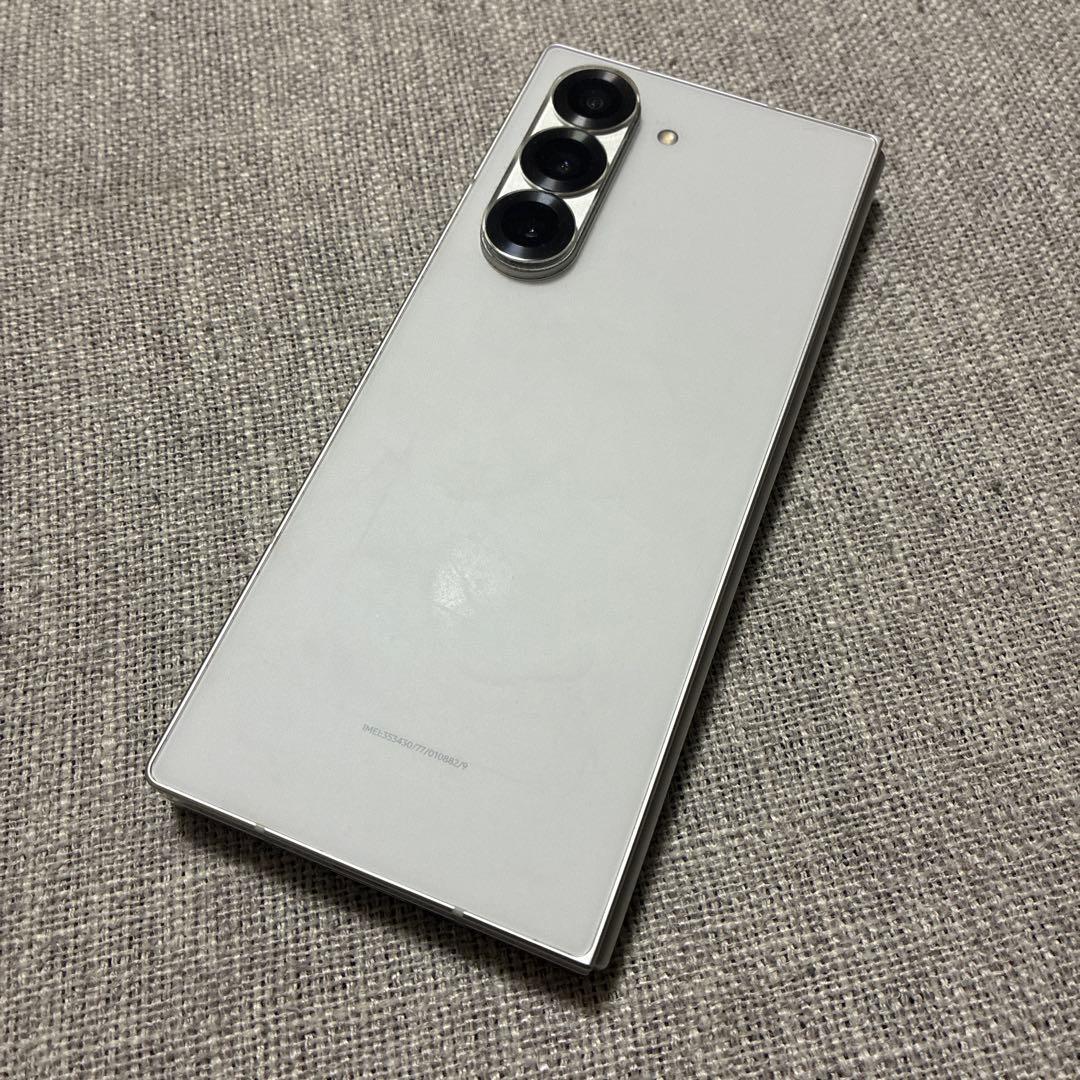 Galaxy Z FOLD6 256GB ホワイト　シルバー