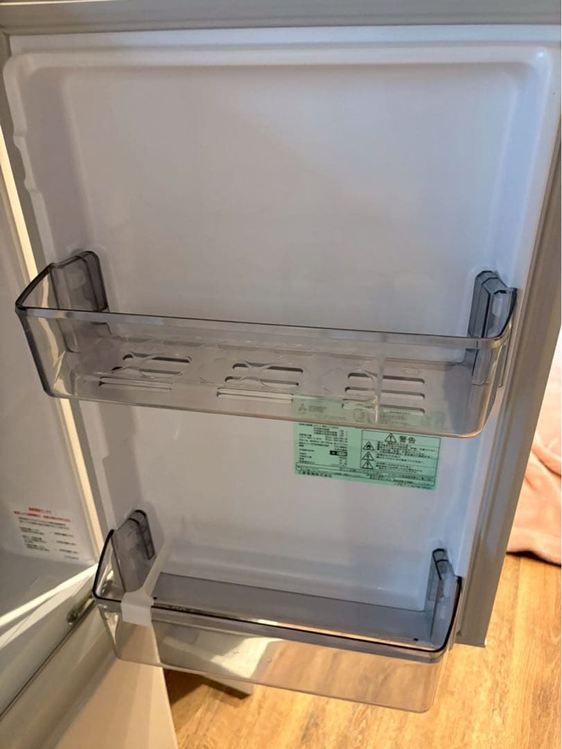 無料配送エリアあり　三菱 MR-P15H-W 146L 2022年製