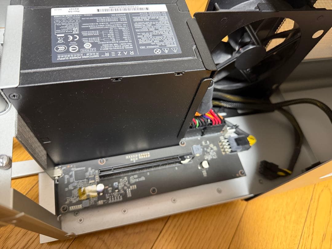 Razer coreX 外付けGPUボックス