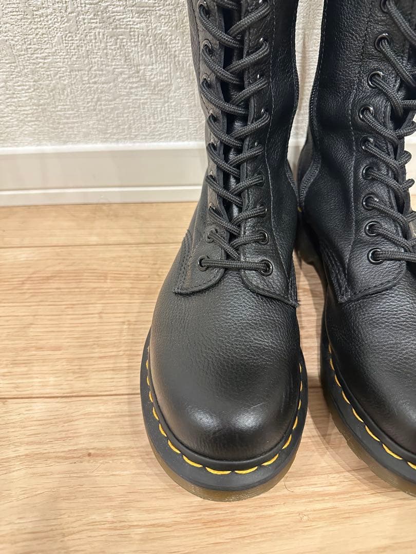 Dr.Martens ドクターマーチン ロングブーツ 1B60 20ホール