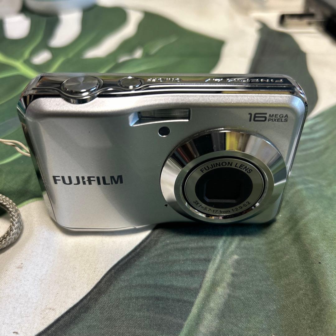 FUJIFILM AV250 16メガピクセル コンパクトデジタルカメラ