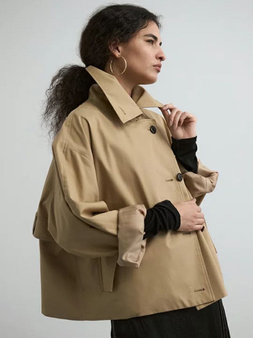 25年新作新品✨ CREDONA ペンネ ショートトレンチ コート　0