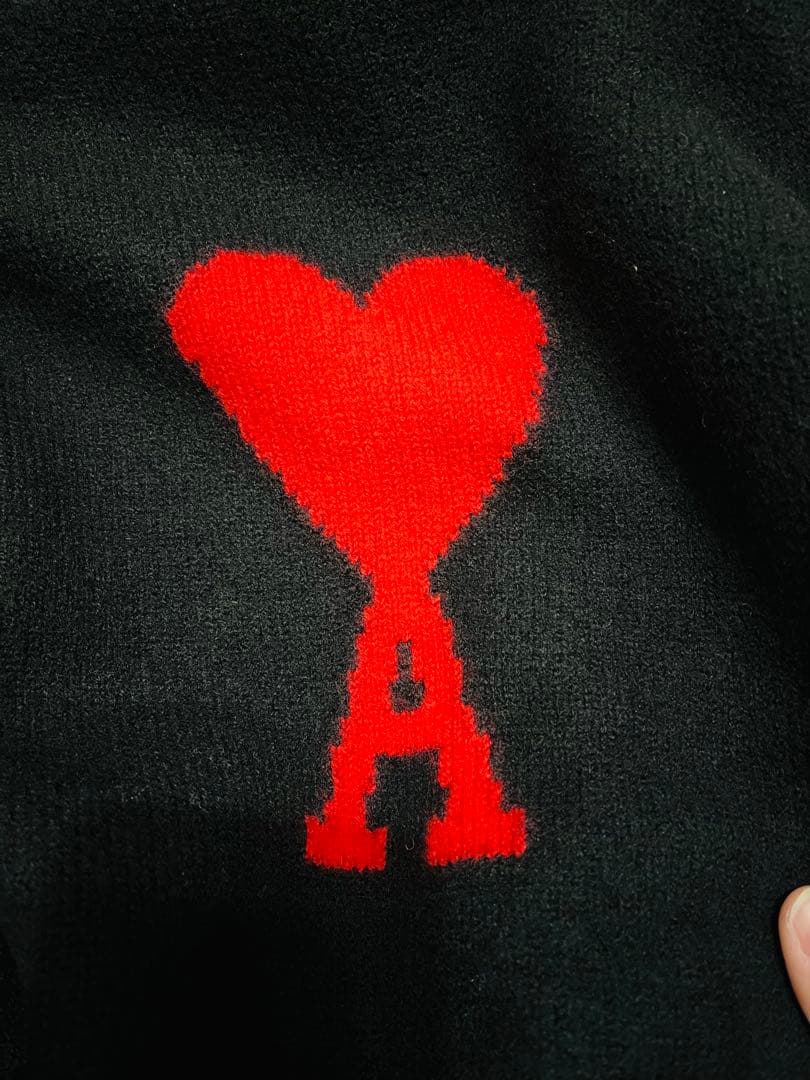 新品未使用●証明書ありアミパリスニット