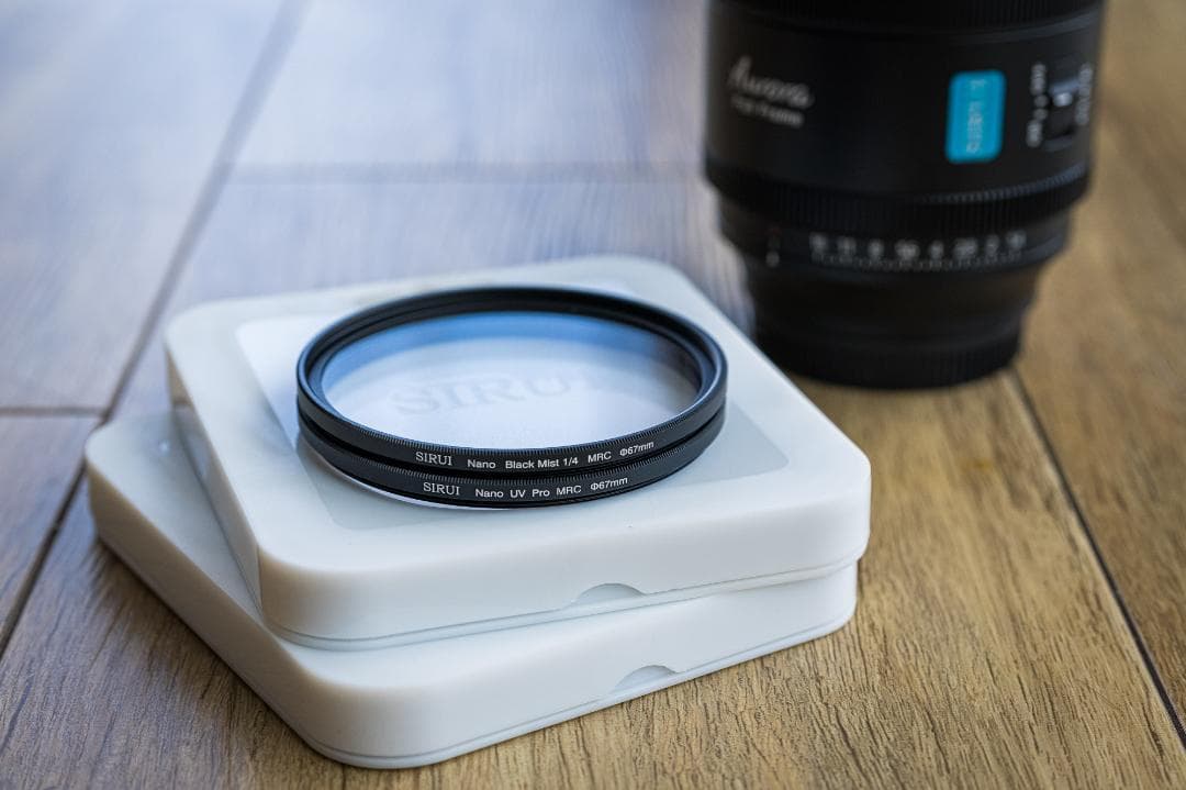 SIRUI Aurora 85mm F1.4 sonyE 純正フィルター2種付