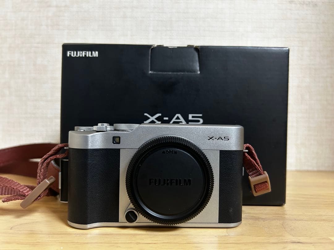 FUJIFILM X-A5 ボディのみ