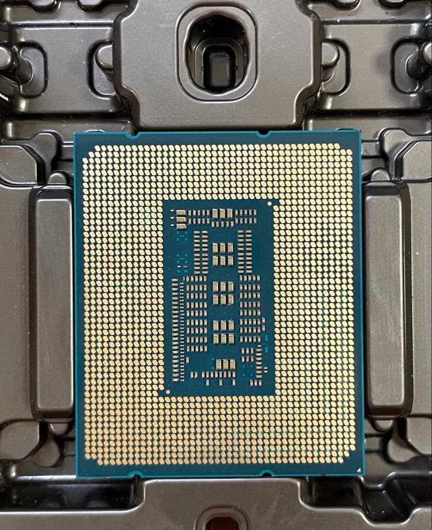 CPU Intel インテルCore i9 14900KF動作未確認
