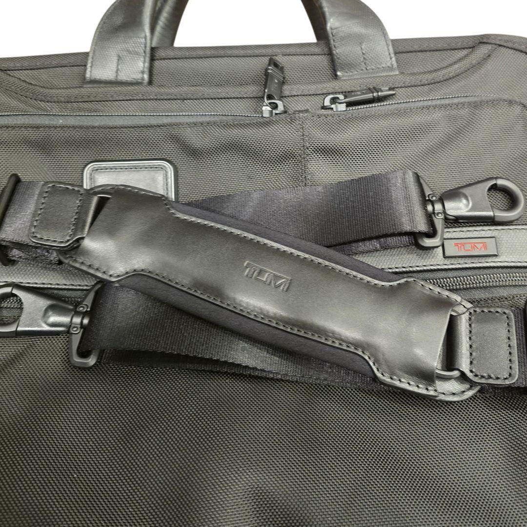TUMI アルファ2 オーガナイザー ポートフォリオ ブリーフ ビジネスバッグ