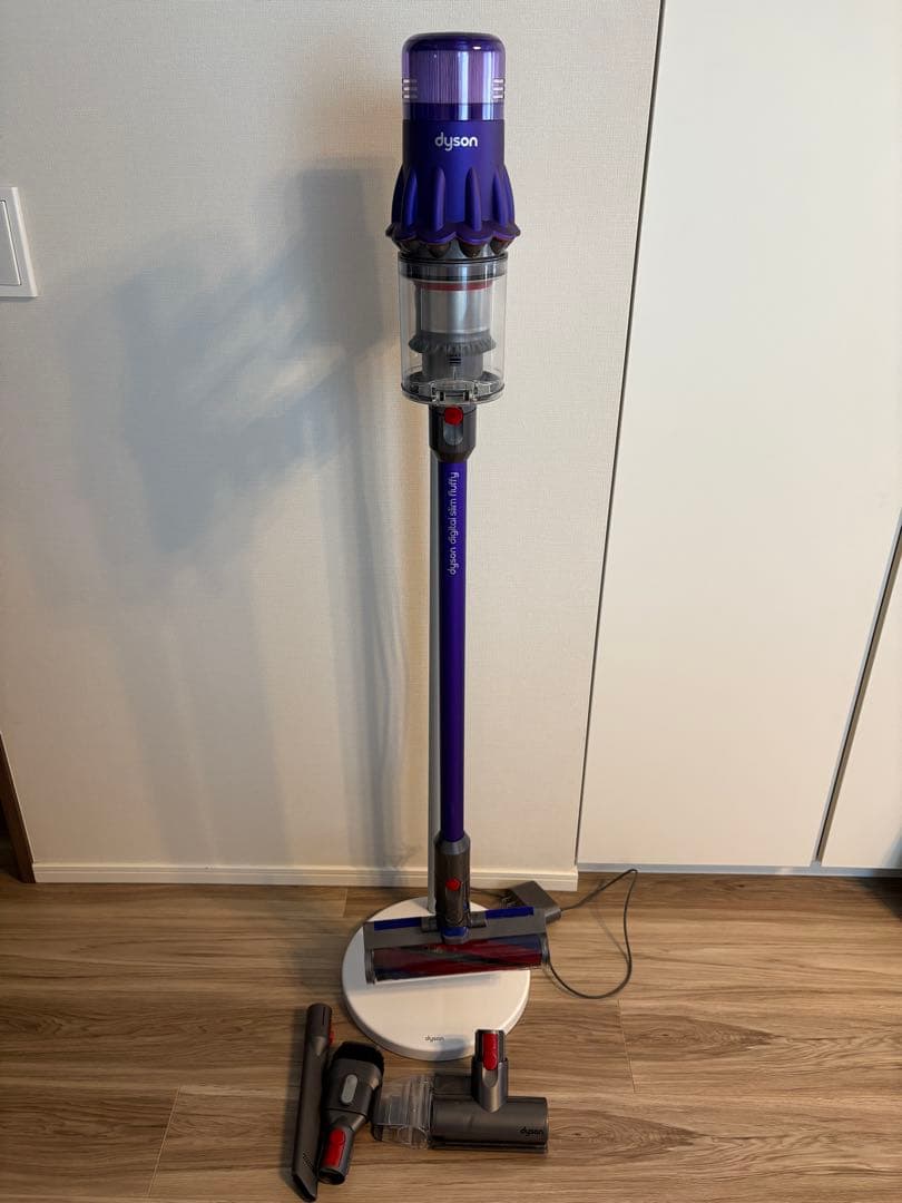 【中古品】Dyson♡SV18コードレスクリーナー